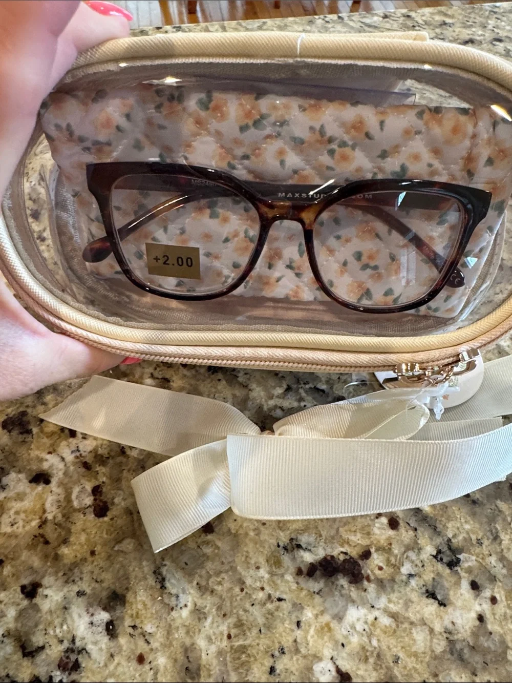 Max Studio stylish tortoiseshell
